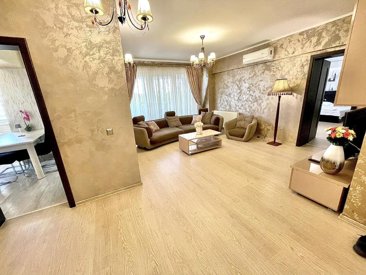 Dacia Residence Apartments Self Check-In Craiova Esterno foto